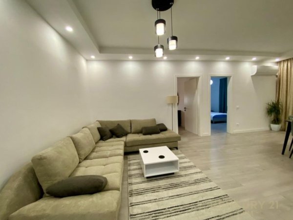 Tirane, jepet me qera apartament 2+1 Kati 9, 90 m² 900 € 