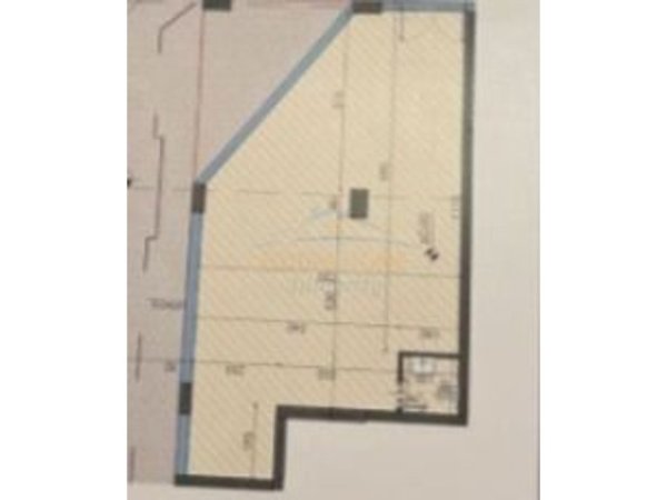 Tirane, shitet ambjent biznesi Kati 0, 82 m² 275.000 € (RRUGA E DIBRES)