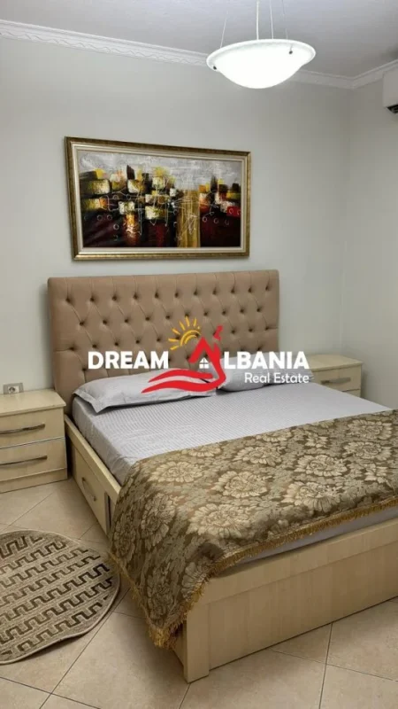 Tirane, jepet me qera apartament 2+1 , 90 m² 600 € (Don Bosko)