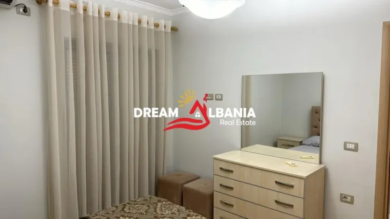 Tirane, jepet me qera apartament 2+1 , 90 m² 600 € (Don Bosko)