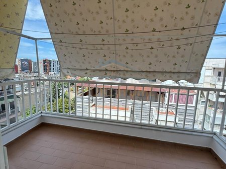 Tirane, shitet apartament 1+1+Ballkon Kati 7, 70 m² 145.000 € 