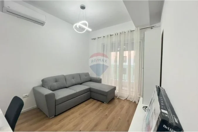 Tirane, jepet me qera apartament 1+1 , 70 m² 450 € (Rruga Ali Demi)