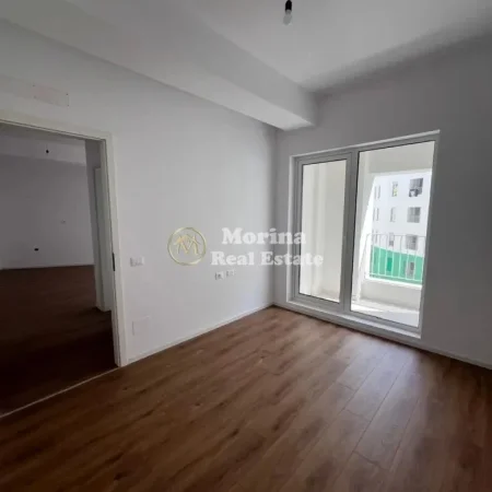 Tirane, shitet apartament 1+1 Kati 2, 60 m² 100.000 € (Ali Demi, Rezidenca Kaimi)