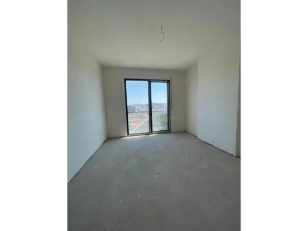 Tirane, shitet apartament 1+1+Ballkon Kati 7, 65 m² 120.000 € (Don Bosko)