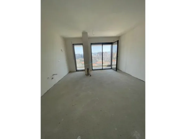 Tirane, shitet apartament 1+1+Ballkon Kati 7, 65 m² 120.000 € (Don Bosko)