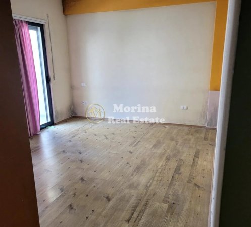 Tirane, jepet me qera apartament 2+1 Kati 1, 102 m² 650 € (Liqeni i Thate)