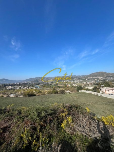 Tirane, shitet toke , 5.000 m² 650.000 € (PEZE HELMES)