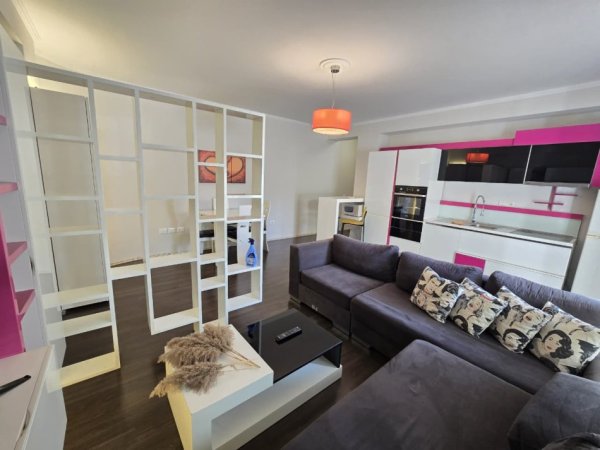 Tirane, shitet apartament 1+1+Ballkon Kati 5, 62 m² 155.000 € (Residenca Kodra e Diellit)