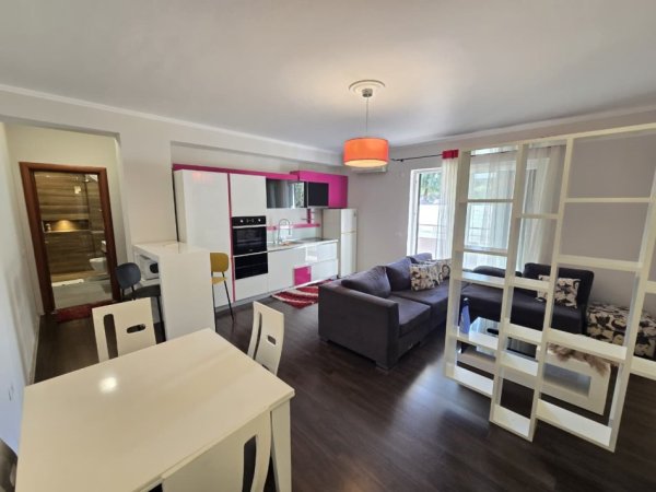 Tirane, shitet apartament 1+1+Ballkon Kati 5, 62 m² 155.000 € (Residenca Kodra e Diellit)