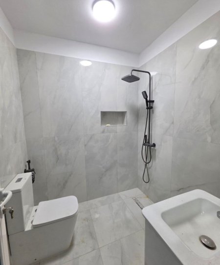 Shqiperi, jepet me qera 1+1+Ballkon Kati 3, 1.200 € (Prane Prokurorise, Tirane)