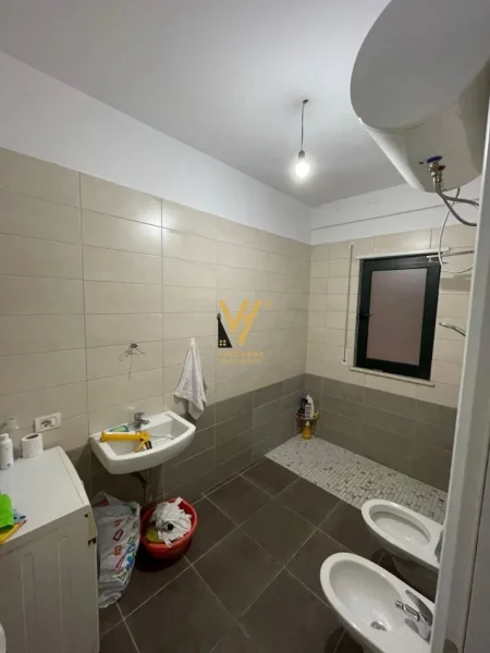 Tirane, jepet me qera apartament 2+1+Ballkon Kati 1, 100 m² 600 € (GREEN CITY, ASTIR)