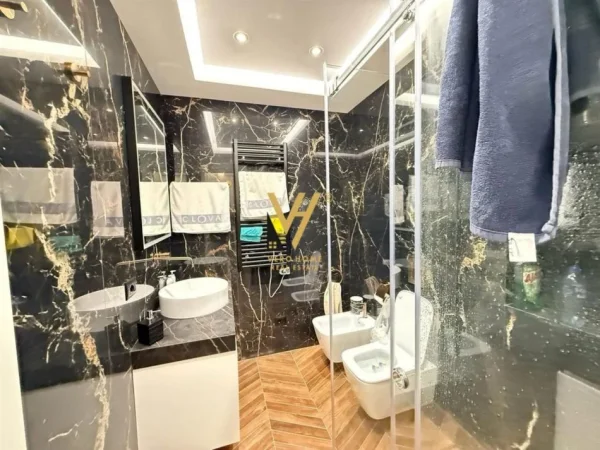 Tirane, jepet me qera apartament 2+1+Ballkon Kati 4, 100 m² 1.500 € (KOPSHTI BOTANIK)