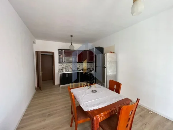Tirane, shitet apartament 1+1+Ballkon Kati 7, 68 m² 95.000 € (Astir Kompleksi Hapsira X)