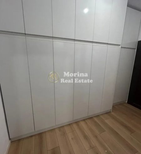 Tirane, jepet me qera apartament 1+1 Kati 5, 58 m² 400 € (Casa Italia)