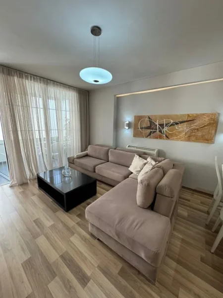 Tirane, jepet me qera apartament 2+1+Ballkon Kati 2, 120 m² 800 € (, Qender , Rruga Sulejman Pasha ,)