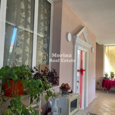 Tirane, jepet me qera shtepi 3+1 Kati 2, 90 m² 600 € (Fusha Aviacionit)