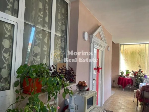 Tirane, jepet me qera shtepi 3+1 Kati 2, 90 m² 600 € (Fusha Aviacionit)