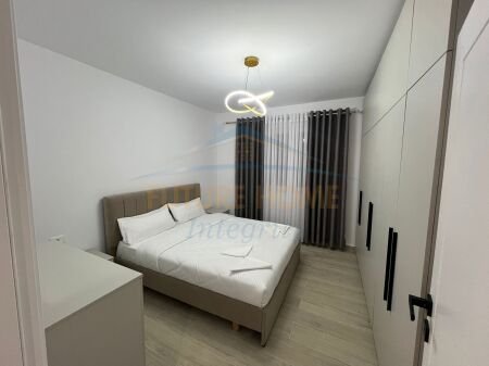 Tirane, jepet me qera apartament 1+1 Kati 1, 50 m² 500 € 