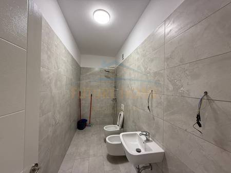 Tirane, shitet apartament 2+1 Kati 5, 118 m² 185.000 € 