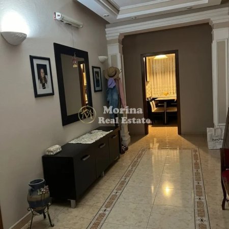 Tirane, jepet me qera shtepi 2+1 Kati 3, 140 m² 600 € (Xhamlliku)