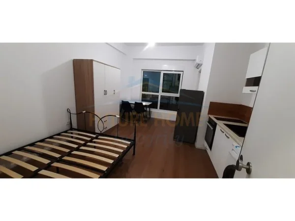Tirane, jepet me qera garsonier Kati 2, 26 m² (ali demi) 320euro
