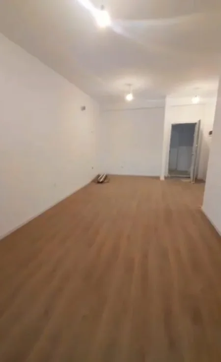 Tirane, shes apartament 2+1+Ballkon Kati 0, 88 m² 134.000 € (pasho hysa)