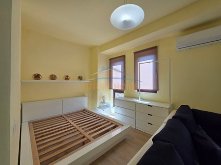 Tirane, jepet me qera apartament Kati 2, 47 m² 550 € 
