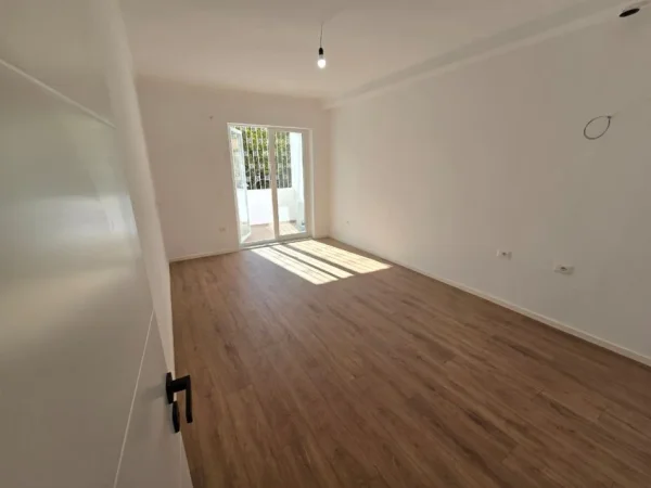 Tirane, shitet apartament 1+1 Kati 2, 55 m² 125.000 € (don bosko)