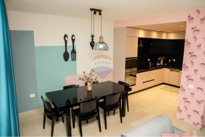 Tirane, jepet me qera apartament 1+1+Aneks+Ballkon , 81 m² 800 € (Rruga Tefta Tashko Koco)