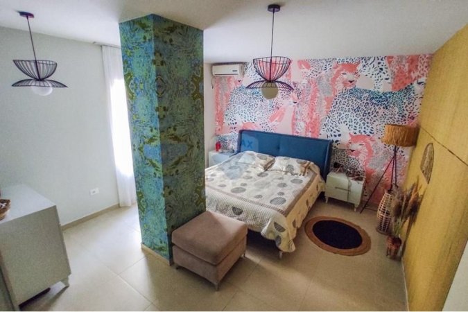 Tirane, jepet me qera apartament 1+1+Aneks+Ballkon , 81 m² 800 € (Rruga Tefta Tashko Koco)