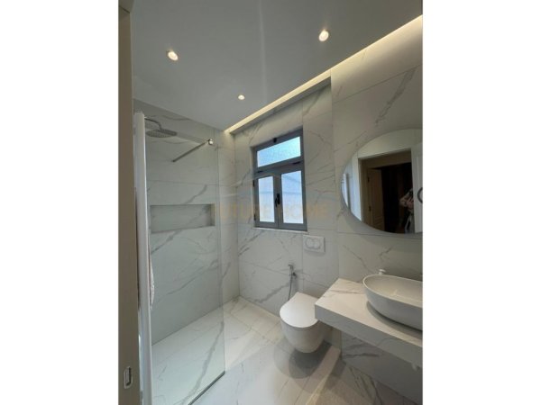 Tirane, shitet apartament 2+1 Kati 4, 85 m² 135.000 € (Kamez)