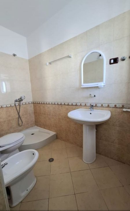 Tirane, jepet me qera apartament 2+1 Kati 1, 100 m² 500 € (ASTIR)