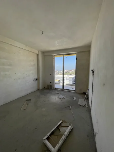 Tirane, shitet apartament 3+1+Ballkon Kati 5, 154 m² 163.000 € (Shkoze)