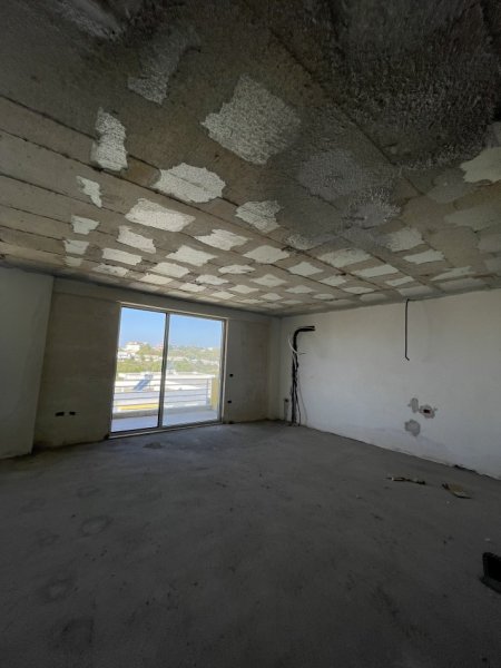 Tirane, shitet apartament 3+1+Ballkon Kati 5, 154 m² 163.000 € (Shkoze)