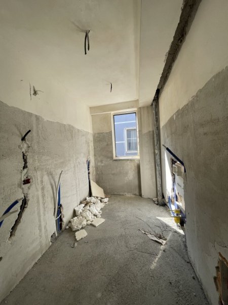 Tirane, shitet apartament 3+1+Ballkon Kati 5, 154 m² 163.000 € (Shkoze)