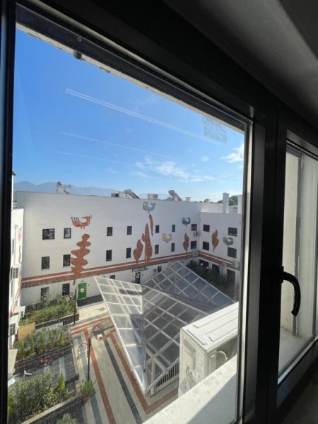 Tirane, shitet apartament 1+1 Kati 4, 66 m² 170.000 € (Rruga Zallit)