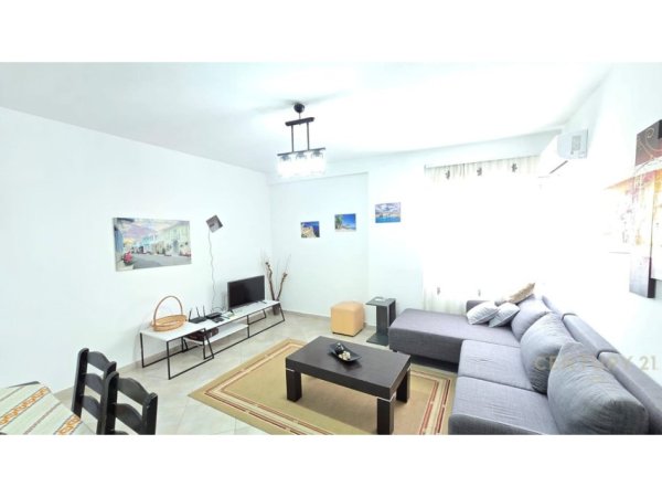 Tirane, jepet me qera apartament 2+1+Aneks+Ballkon Kati 7, 100 m² 600 € (Don Bosko)