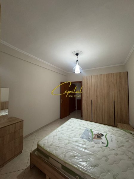 Tirane, jepet me qera apartament 2+1 Kati 3, 96 m² 600 € (KODRA E DIELLIT)