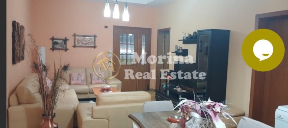Tirane, jepet me qera apartament 2+1 Kati 1, 130 m² 400 € (Shkozë)