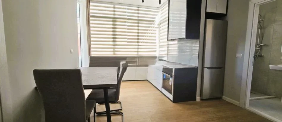 Tirane, shitet apartament 1+1 Kati 7, 50 m² 107.000 € (zogu i zi)
