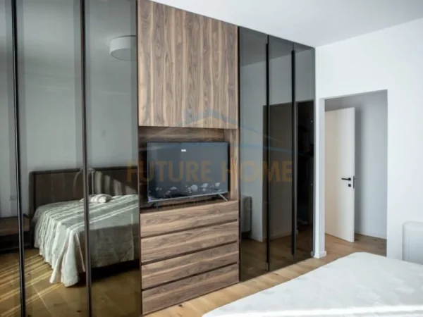 Tirane, jepet me qera Vile 2 Katshe Kati 0, 600 m² 5.000 € (CUCI 1)