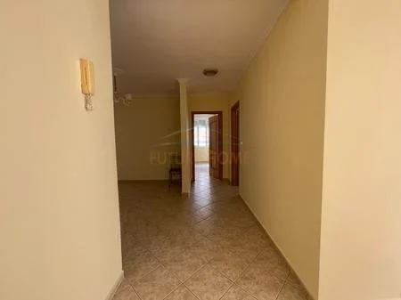 Tirane, shitet apartament 2+1 Kati 3, 113 m² 250.000 € 