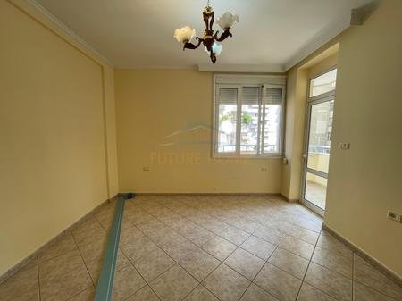 Tirane, shitet apartament 2+1 Kati 3, 113 m² 250.000 € 