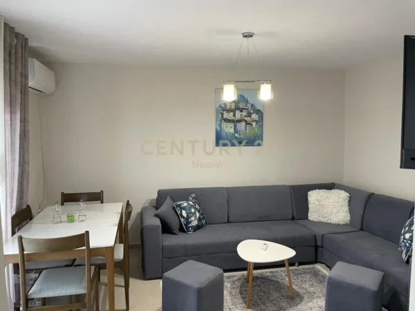 Tirane, jepet me qera apartament 3+1+Ballkon Kati 5, 120 m² 690 € (Rruga fortuzi)