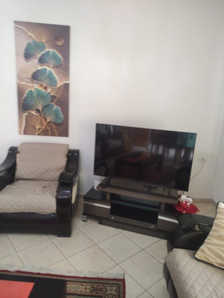 Jepet me Qera Kati i tretë i një Vile tek Siri Kodra, Kati 3, 80 m² 600 €URO