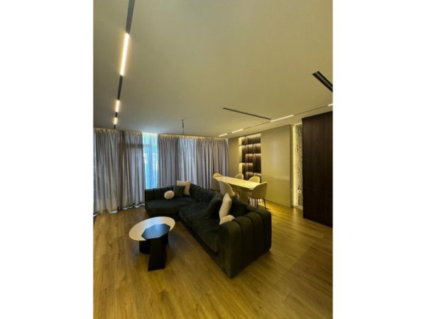 Tirane, shitet apartament 2+1 Kati 12, 126 m² 600.000 € 