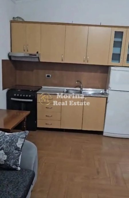 Tirane, jepet me qera apartament 1+1 Kati 3, 60 m² 300 € (Qyteti Studenti)