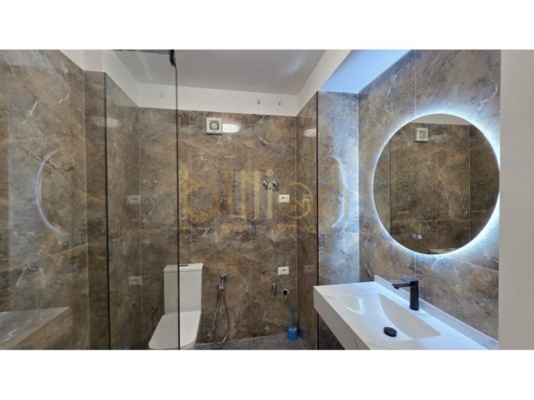 Tirane, shitet apartament 2+1 , 77 m² 177.000 € (Rruga e Elbasanit)