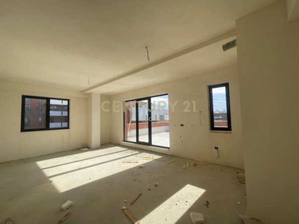 1190435_WhatsApp_Image_2025-10-08_at_11.53.37_AM (1) (1).jpg