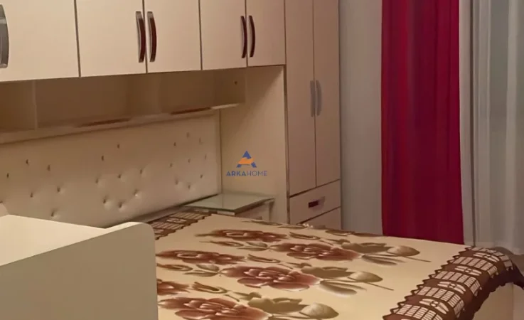 Tirane, jepet me qera apartament 2+1+Ballkon Kati 9, 96 m² 550 € (PRANE ARTISTIT,UNAZA E RE)